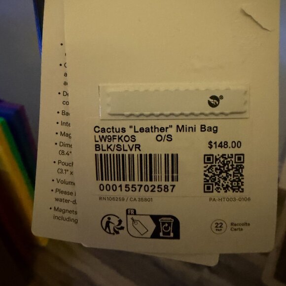 Lululemon Black Cactus “Leather” Mini Bag 🖤 - Picture 5 of 5